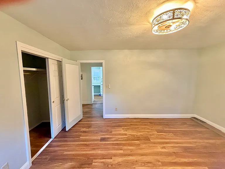 1120 Ohio St — Photo 11