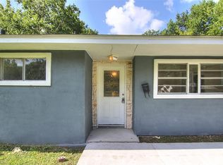 5732 Willow Glen Dr, Houston, TX 77033