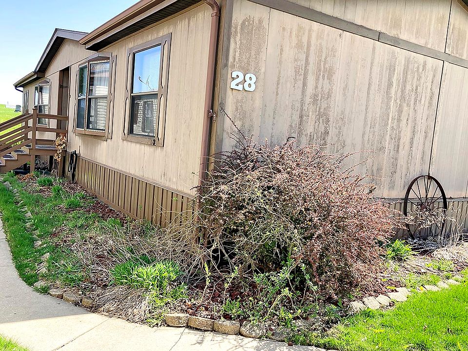 1st image of 28 Maple Ln #Mr28