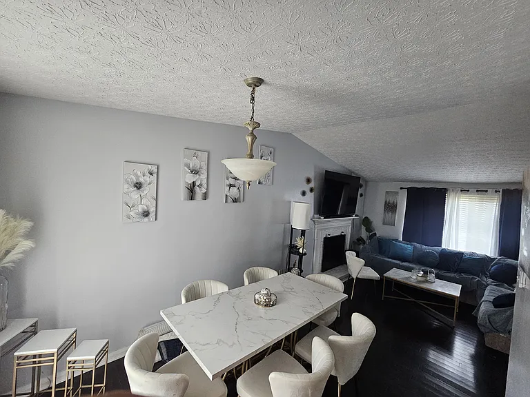 3136 Delburn Ave — Photo 12