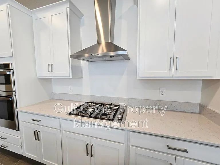 11757 71st Ave E — Photo 6