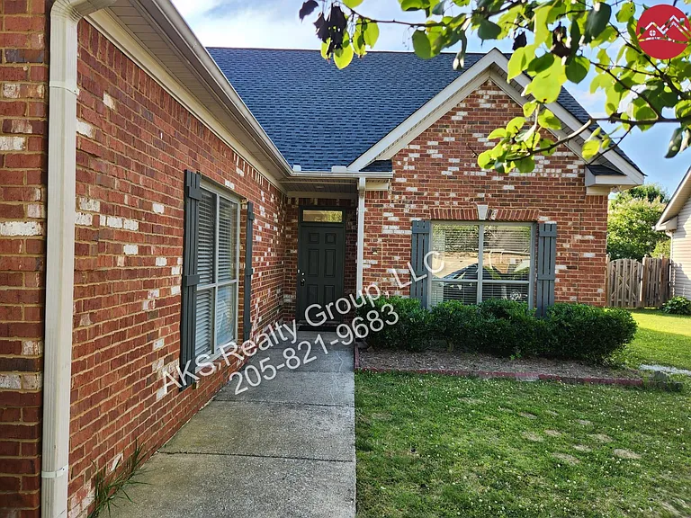 2045 Forest Lakes Ln — Photo 2