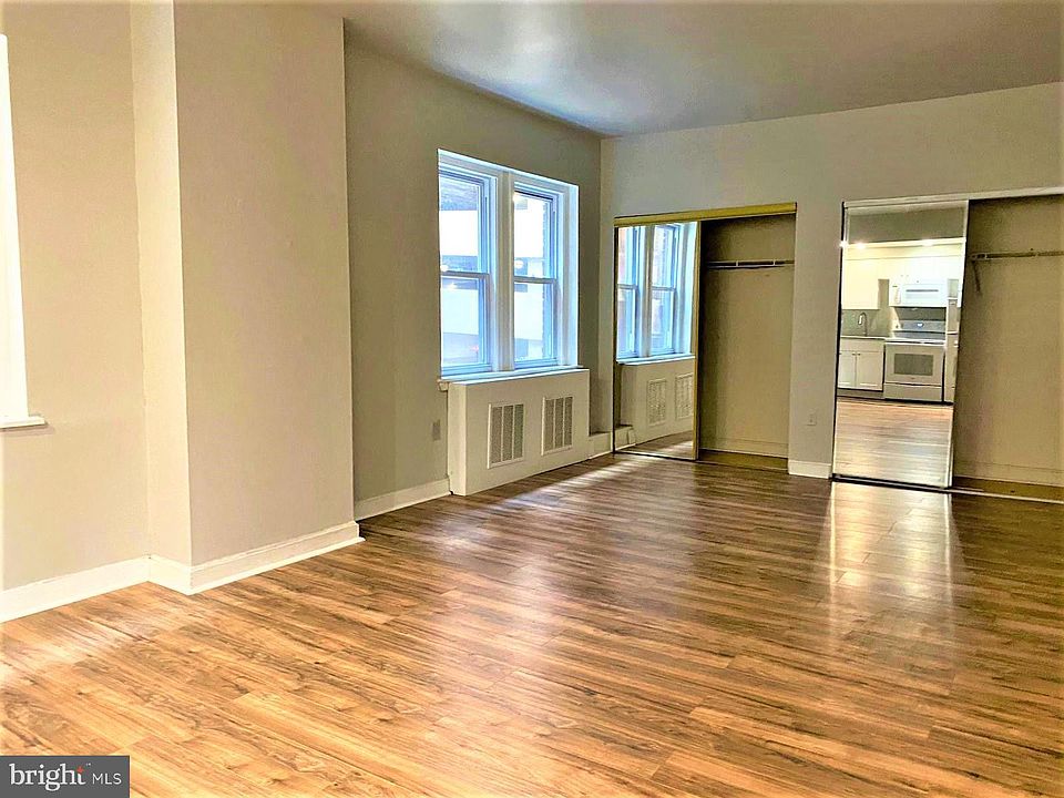 1st image of 1321-23 Spruce St #2D