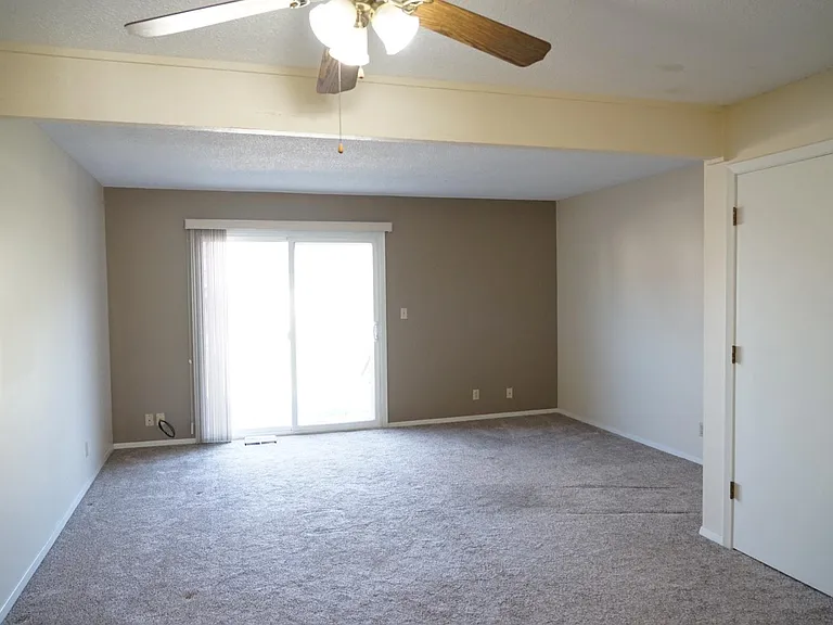 2347 Wildwood Pl — Photo 6