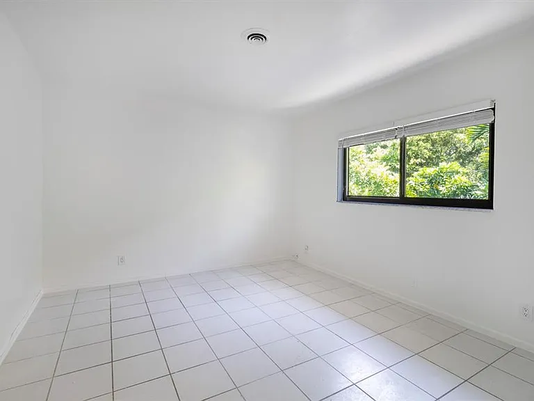 Harbor Beach - 1790 SE 23 Ave Ft. Lauderdale, FL 33316 — Photo 7