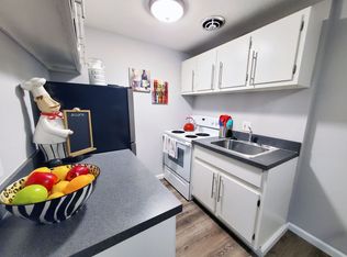 Smartland Parkwood Manor Apartments, Maple Heights, OH 44137