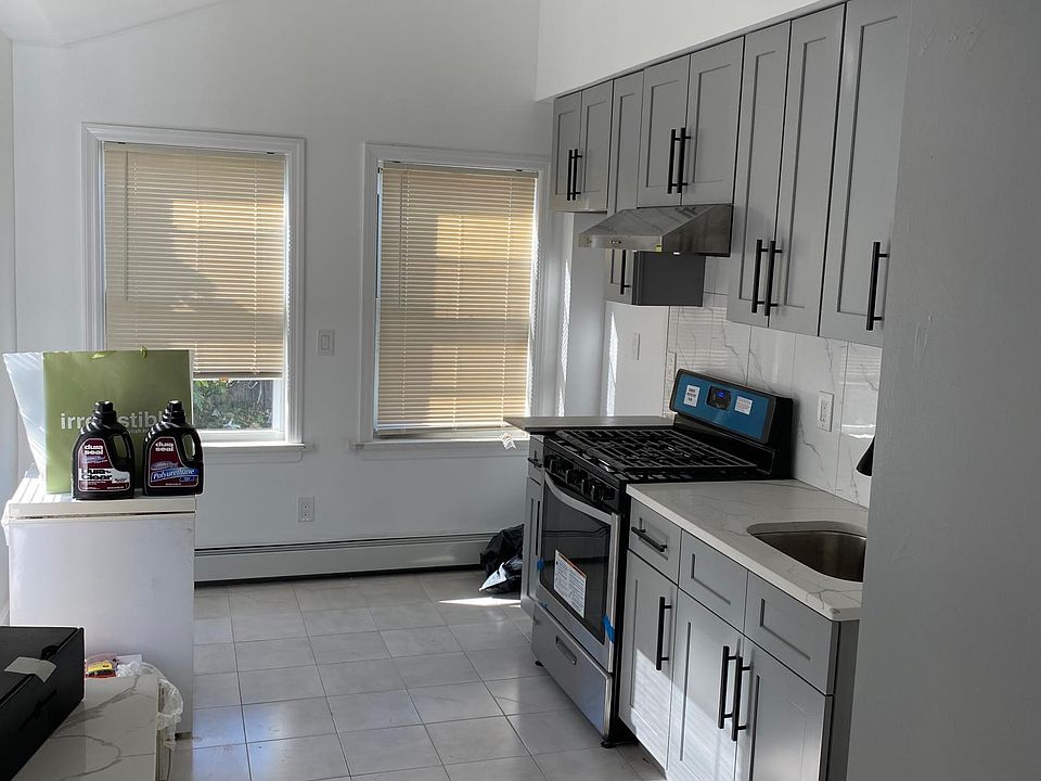 1st image of 20304 56th Ave Floor 1