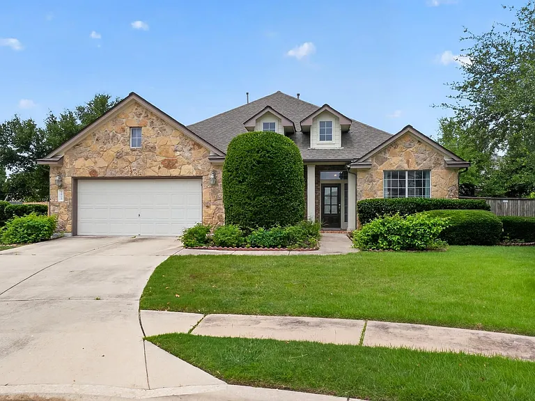 2908 Cortes Ct — Photo 1