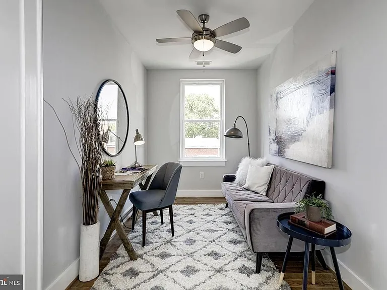 1512 K St SE #6 — Photo 6
