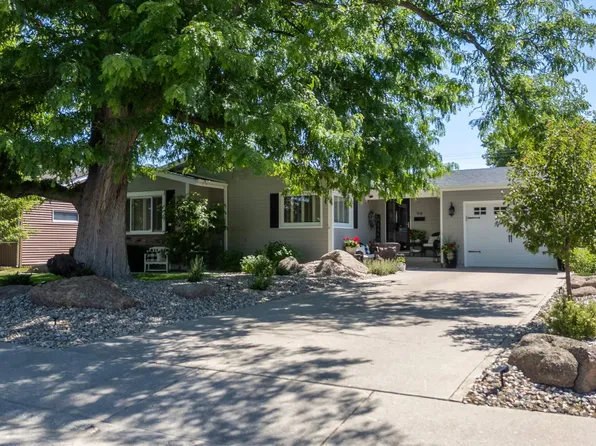 94 14th St, Wheatland, WY 82201