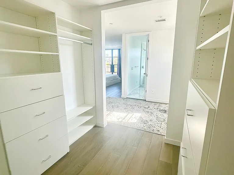 1317 Cabrillo Ave #A-B — Photo 24