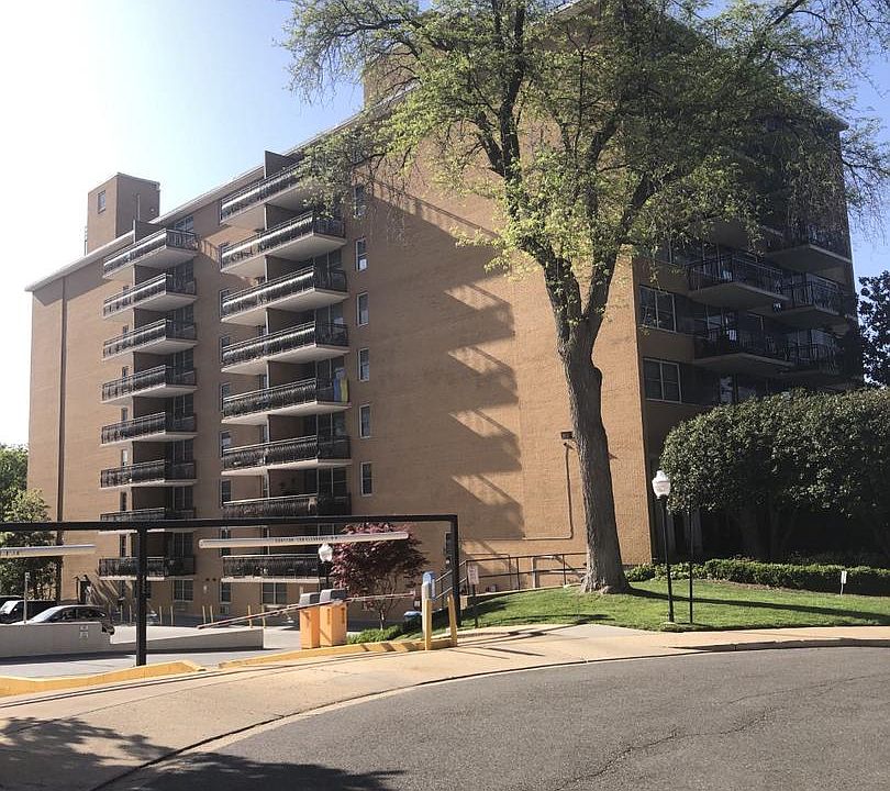 1st image of 2030 N Adams St APT 1206