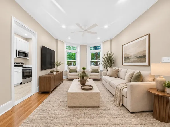 34 Winchester St APT 1, Brookline, MA 02446