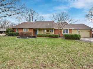 2 Holly Ridge Ct, Swansea, IL 62226