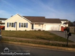 203 Goldenrod Rd, Winchester, VA 22602