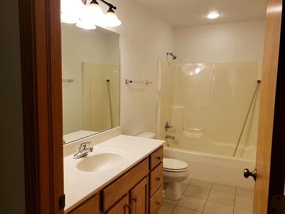 HALLWAY BATHROOM