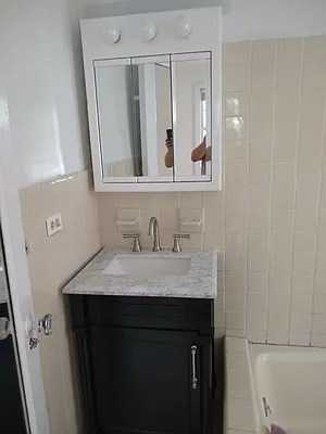 Rented by Everrock Equities | media 10