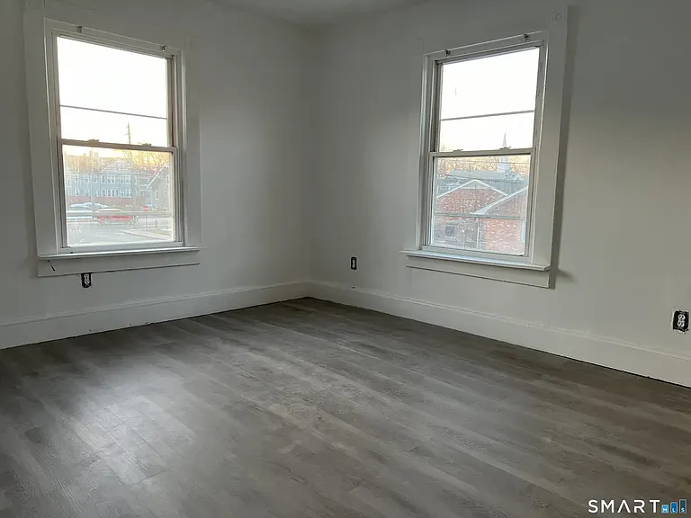 14 Delmont St #1A — Photo 8