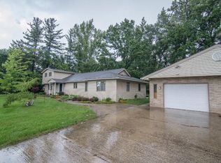 999 Shady Shore Dr, Bay City, MI 48706