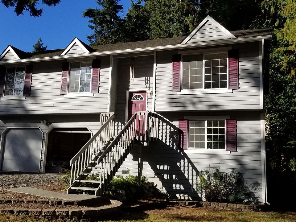 1st image of 20531 Stephen Dr NE