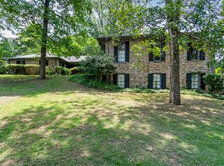 3576 Springhill Rd, Mountain Brook, AL 35223