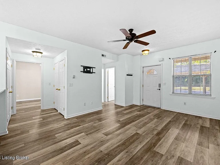 13202 Prospect Glen Way — Photo 6