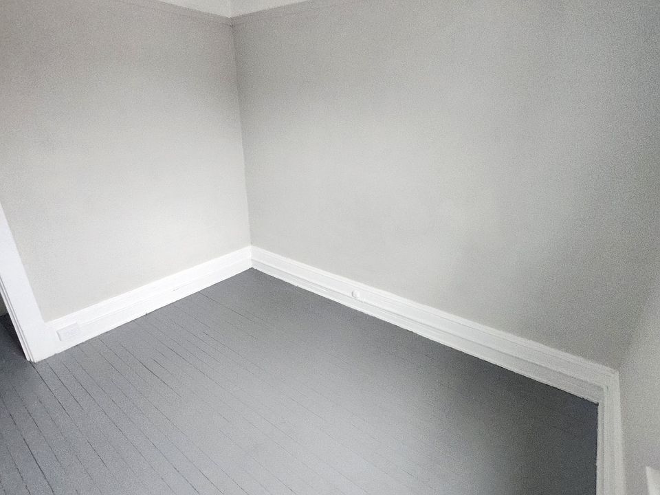 1st image of 8918 Folsom Ave Unit 3