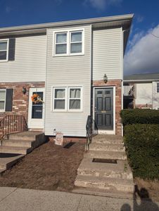 4 Bradley Circle #D, Enfield, CT, 06082