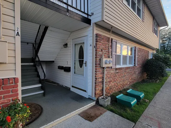 2 Maine Ct APT B, Matawan, NJ 07747