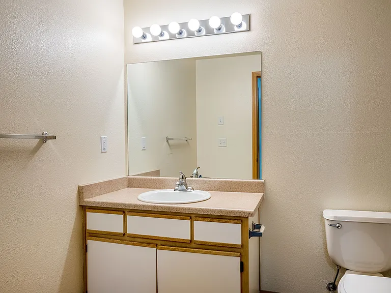 1 bed, 1 bath