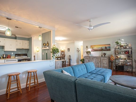 3rd image of 4700 N Main St APT 1K