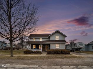 227 E Lynn St, Edgerton, OH 43517