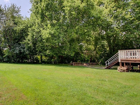 4th image of 2682 Windwood Ct