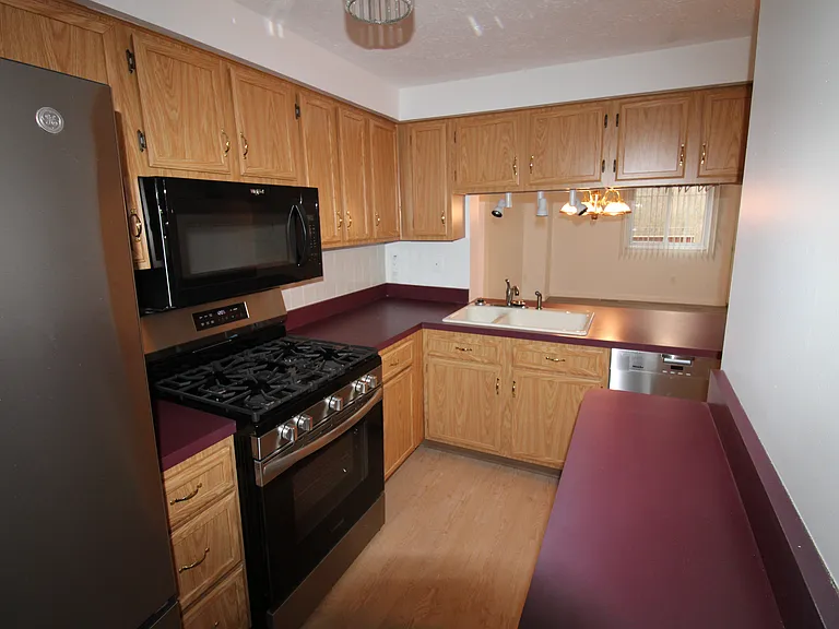 148 Ligonier Ln — Photo 12