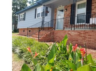 541 Alleghany Rd, Fayetteville, NC 28304