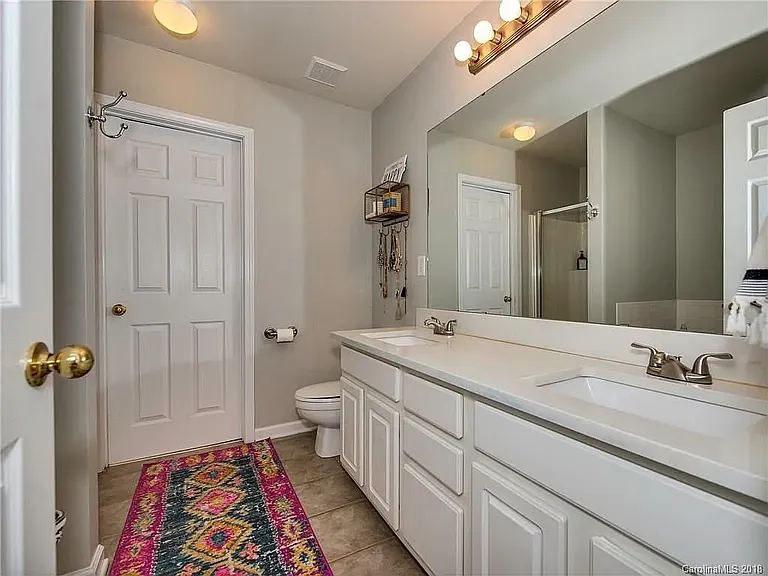 520 Patterson St — Photo 9