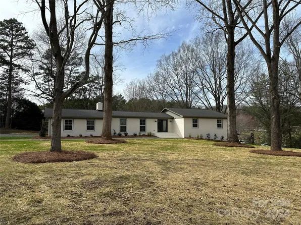 120 Pine St, Mount Pleasant, NC 28124