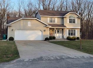 13221 Nutmeg Ridge Dr, Plymouth, IN 46563