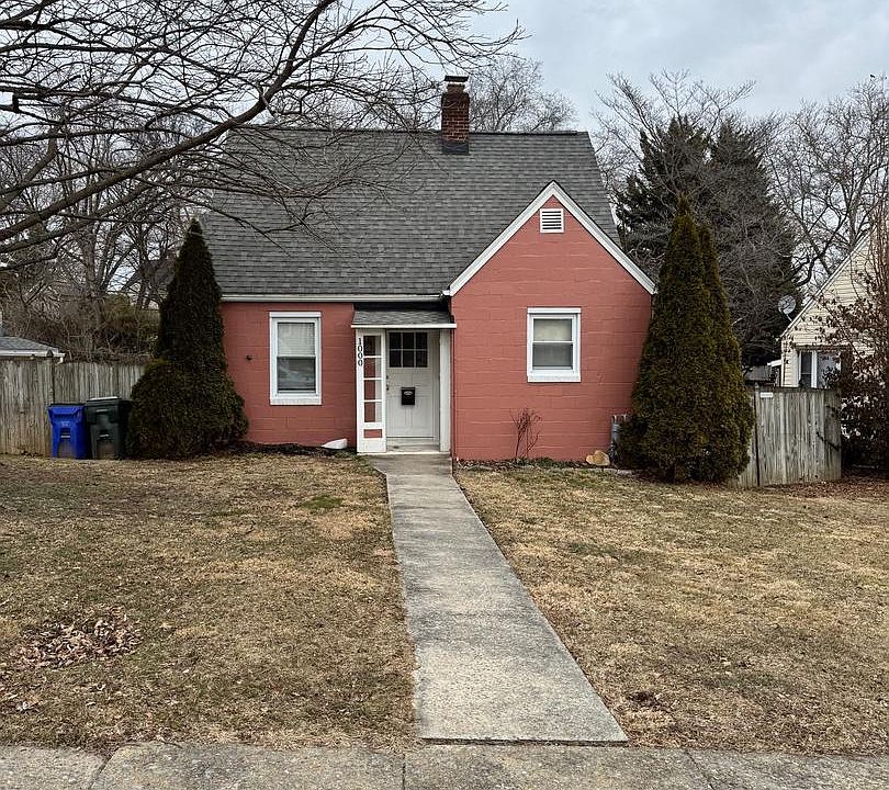 1st image of 1000 Columbia Rd