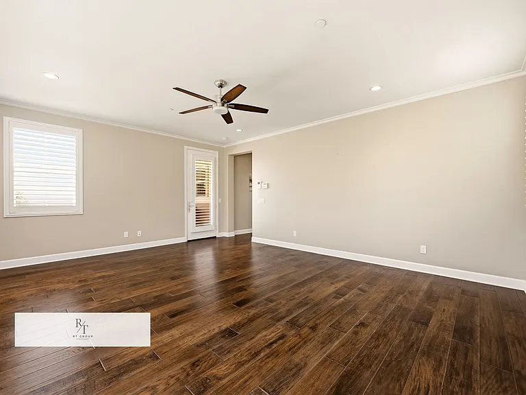540 N Bardsdale Pl — Photo 33