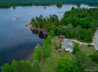 566 Old Mill Ln, Camden, SC 29020