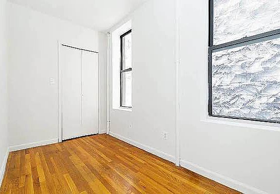 5th image of 221 E 85th St APT 11