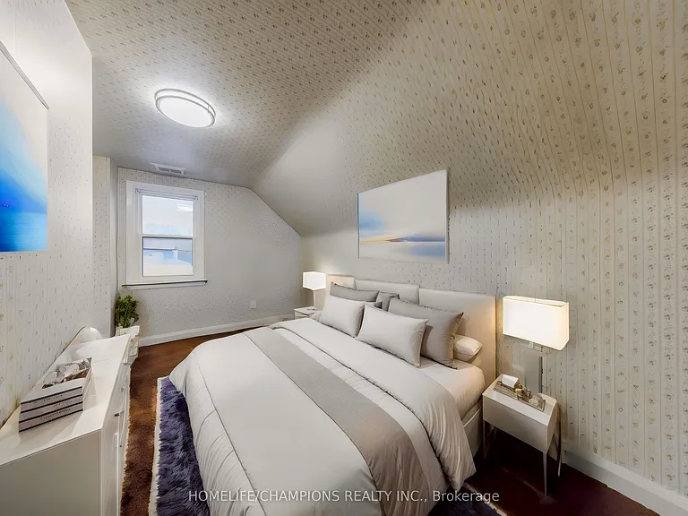 44 Marydon Cres — Photo 5
