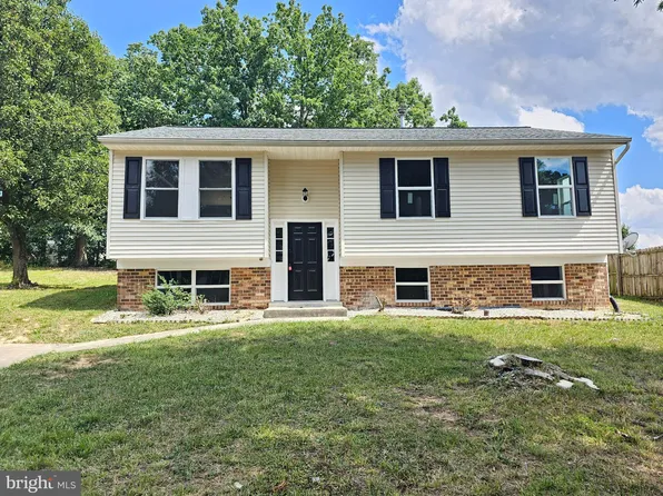 5305 Wiley St, Riverdale, MD 20737