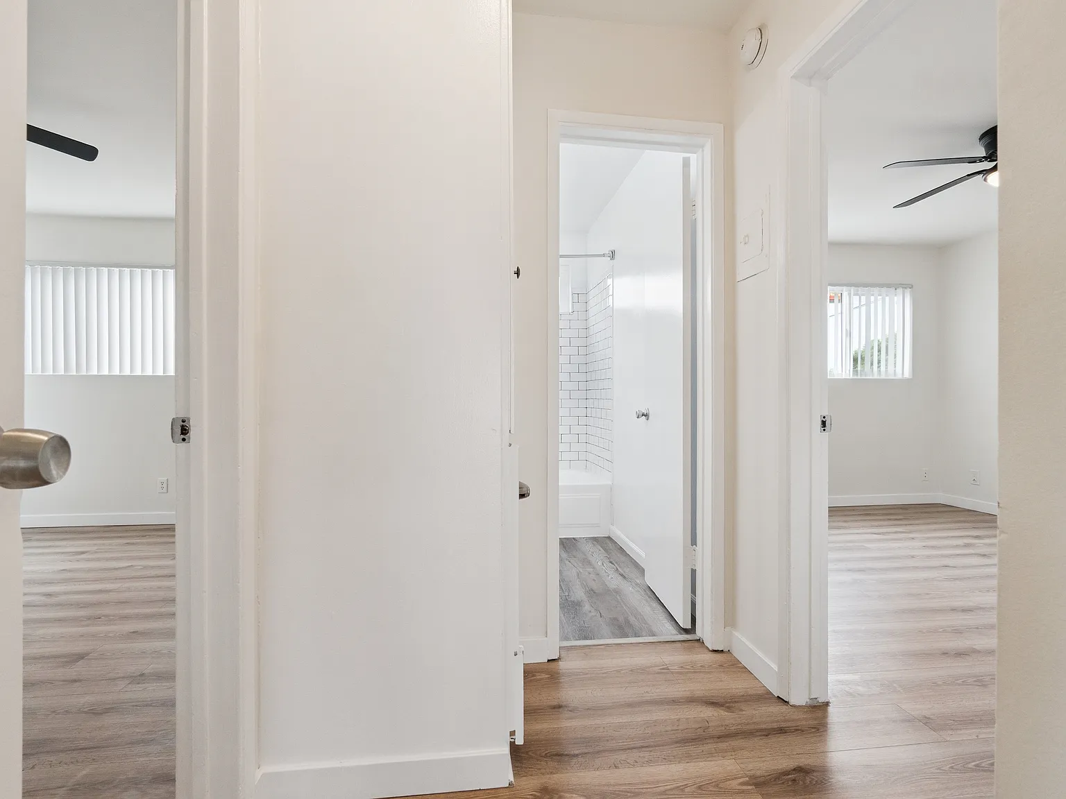 2 bed, 800 sqft, $2,250 — Photo 2