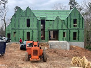 1132 Wimbleton Dr, Raleigh, NC 27609