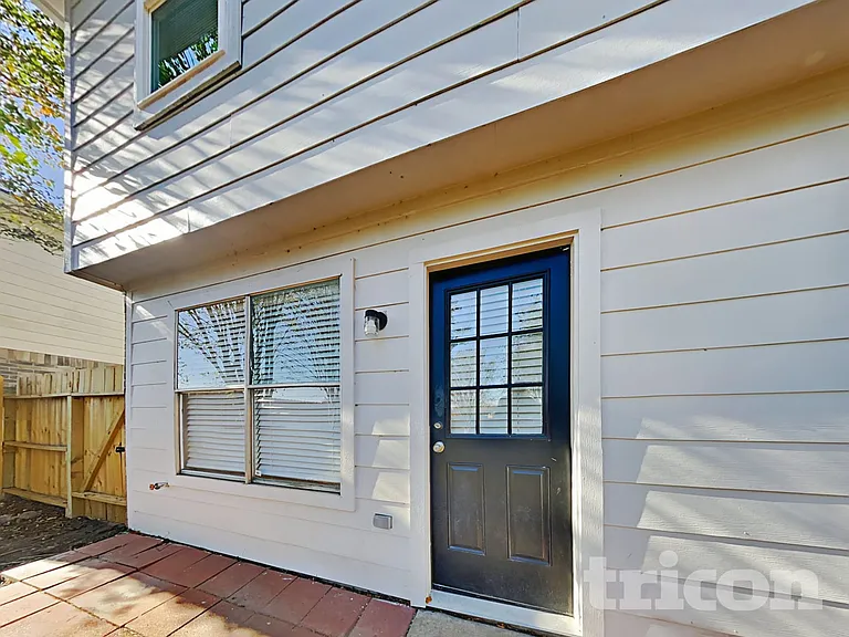 9746 Phil Halstead Dr — Photo 14