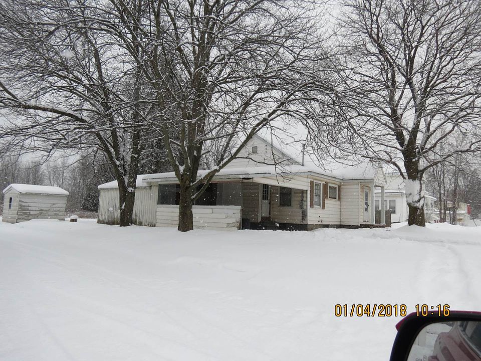 2nd image of 870 Hannibal St