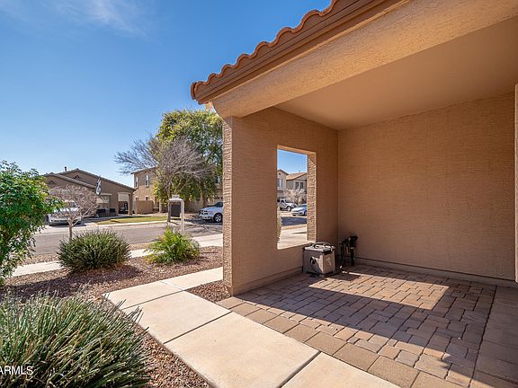 3rd image of 13766 W PORT ROYALE Lane