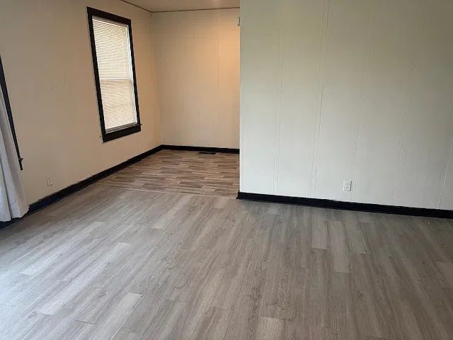 2 bed, 949 sqft, $1,000 — Photo 2